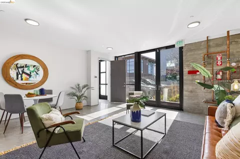 811 Folger Ave, Berkeley, CA 94710