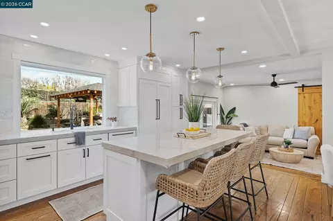 1734 Orleans Ct, Walnut Creek, CA 94598