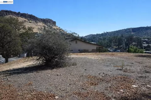 512 Winchester Way, Copperopolis, CA 95228 photo 2