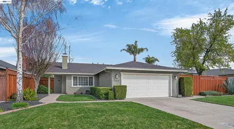 732 Hazel St, Livermore, CA 94550 photo 1