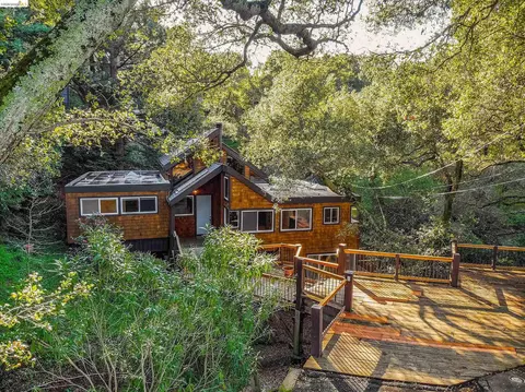 9 Wildwood Rd, Orinda, CA 94563