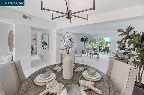 1557 Rockledge Ln #2, Walnut Creek, CA 94595