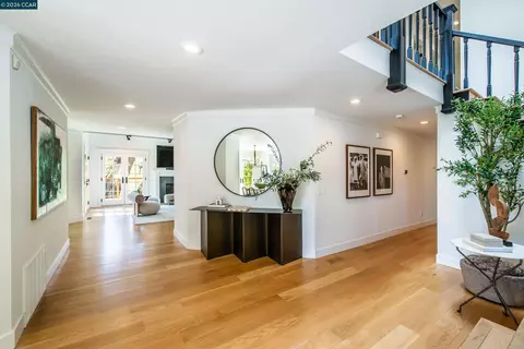 Entry Way - 33 Deer Trl, Lafayette, CA 94549 photo 2 of 3