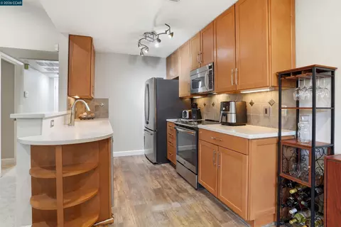 7020 Stagecoach Rd #G, Dublin, CA 94568