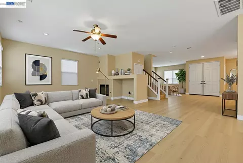 16166 Meadowmeer Ln, Fontana, CA 92336