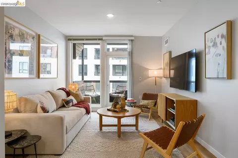 260 Brooklyn Basin Way #443, Oakland, CA 94606