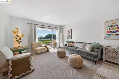 1205 Melville Sq #204, Richmond, CA 94804