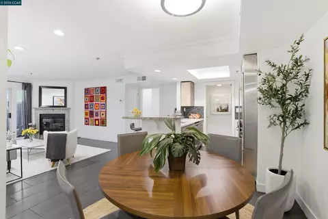 2560 Oak Rd #122, Walnut Creek, CA 94597