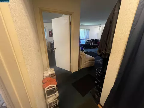 Entry Way - 199 Mariner Dr, Vallejo, CA 94591 photo 1 of 1