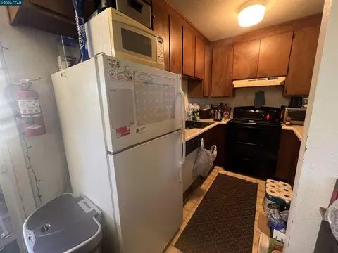 Kitchen - 199 Mariner Dr, Vallejo, CA 94591 photo 1 of 3