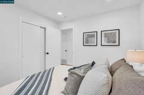 Bedroom - 1548 Dianda Dr, Concord, CA 94521 photo 4 of 10