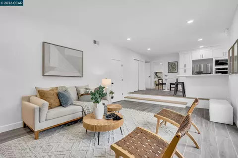 Living - 1548 Dianda Dr, Concord, CA 94521 photo 8 of 9