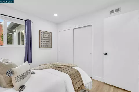Bedroom - 1548 Dianda Dr, Concord, CA 94521 photo 6 of 10