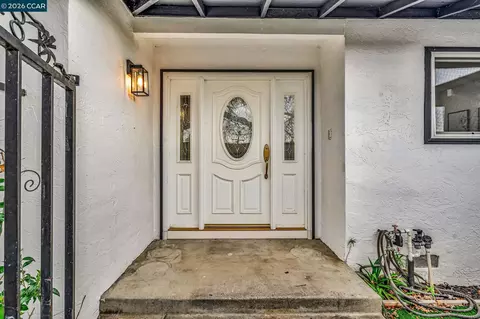 Entry Way - 1548 Dianda Dr, Concord, CA 94521 photo 1 of 4