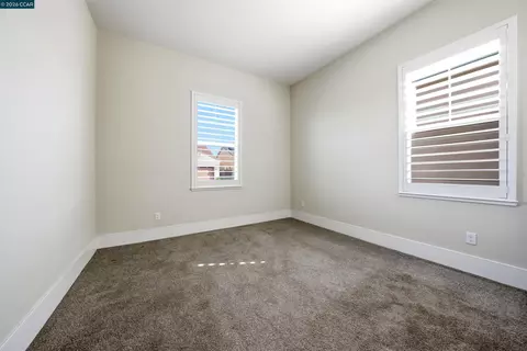 Bedroom - 1501 Empire Dr, Lodi, CA 95242 photo 3 of 5