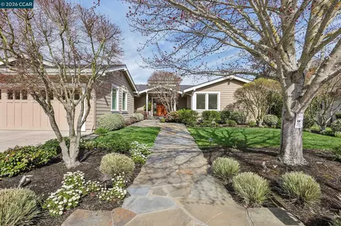 769 Augusta Dr, Moraga, CA 94556 photo 1