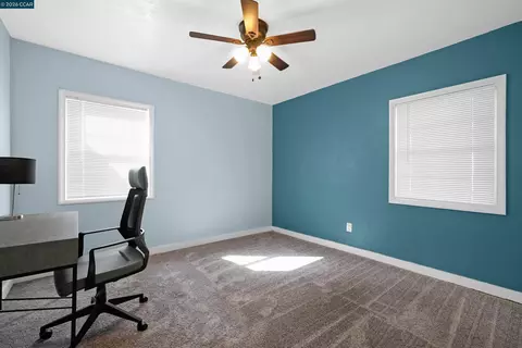 Bedroom - 601 Russell St, Vallejo, CA 94591 photo 1 of 7