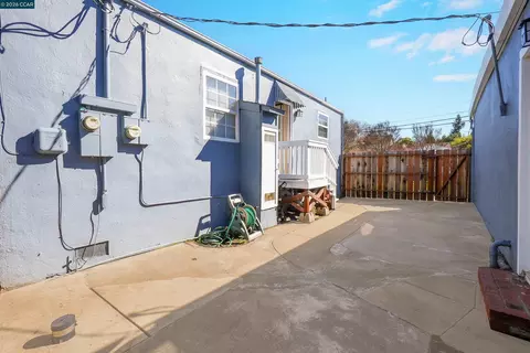 Exterior - 601 Russell St, Vallejo, CA 94591 photo 11 of 19