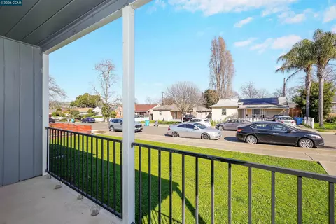 Exterior - 601 Russell St, Vallejo, CA 94591 photo 9 of 19