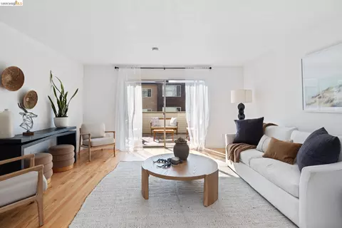 3161 Birmingham Dr #209, Richmond, CA 94806