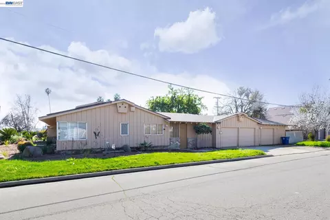 805 Lyon Ave, Sanger, CA 93657 photo 7