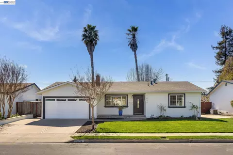 7434 Larkdale Ave, Dublin, CA 94568 photo 1
