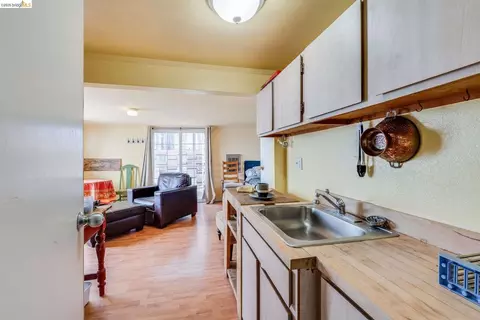 Kitchen - 4 Beach Ave, Dillon Beach, CA 94929 photo 4 of 5