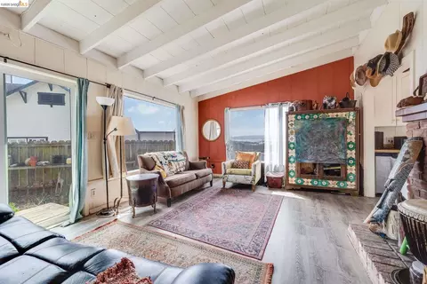 Living - 4 Beach Ave, Dillon Beach, CA 94929 photo 3 of 4