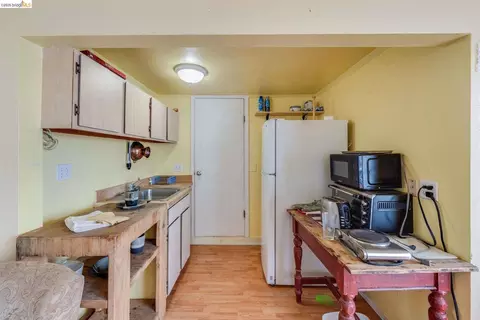 Kitchen - 4 Beach Ave, Dillon Beach, CA 94929 photo 5 of 5