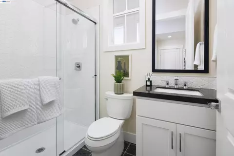 Bath - 3815 Hereford Rd, Dublin, CA 94568 photo 4 of 4