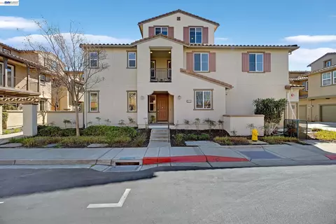 5216 Fioli Loop, San Ramon, CA 94582