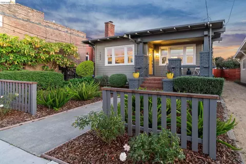 1092 Dwight Way, Berkeley, CA 94710 photo 1