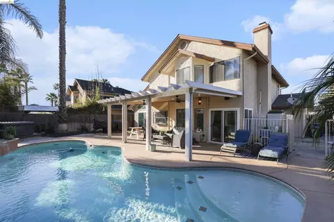 2110 Largo Ct, Discovery Bay, CA 94505