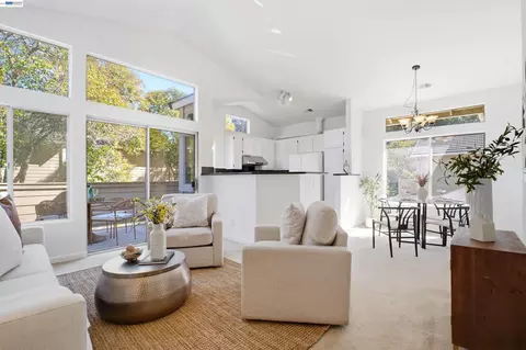 5245 Tacoma Cmn, Fremont, CA 94555