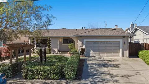 7060 Allegheny Dr, Dublin, CA 94568 photo 1