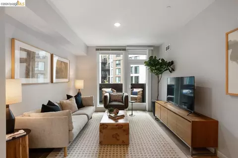 260 Brooklyn Basin Way #459, Oakland, CA 94606