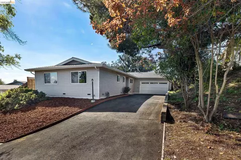Exterior - 1509 Lassen Ct, Vallejo, CA 94591 photo 3 of 6