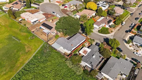 View/Area - 1509 Lassen Ct, Vallejo, CA 94591 photo 5 of 7