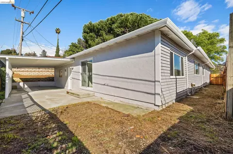 Exterior - 1509 Lassen Ct, Vallejo, CA 94591 photo 6 of 6