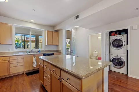 Other - 88 E 6th St #215, Pittsburg, CA 94565 photo 5 of 10