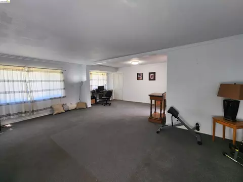 Living - 21 Monte Vista Ave, Vallejo, CA 94590 photo 1 of 4
