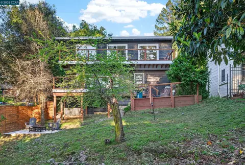 230 Fairlawn Dr, Berkeley, CA 94708