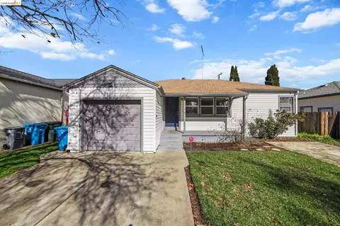 Exterior - 104 Foster St, Vallejo, CA 94591 photo 3 of 11