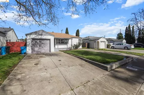 Exterior - 104 Foster St, Vallejo, CA 94591 photo 2 of 11