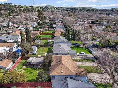 View/Area - 104 Foster St, Vallejo, CA 94591 photo 4 of 9