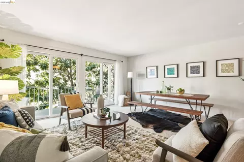 695 Mariposa #203, Oakland, CA 94610