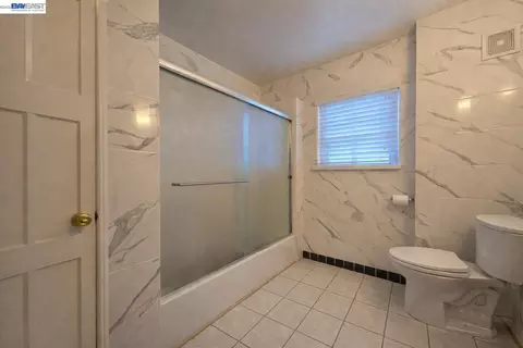 Bath - 2917 Telegraph Ave, Berkeley, CA 94705 photo 1 of 2