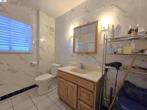Bath - 2917 Telegraph Ave, Berkeley, CA 94705 photo 2 of 2