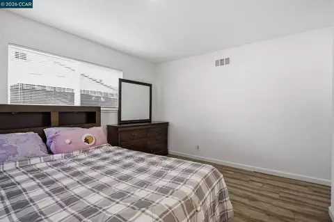 Bedroom - 26147 Danforth Ln, Hayward, CA 94545 photo 3 of 12