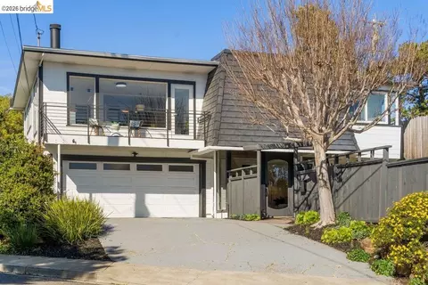 6715 Canyon Trl, El Cerrito, CA 94530